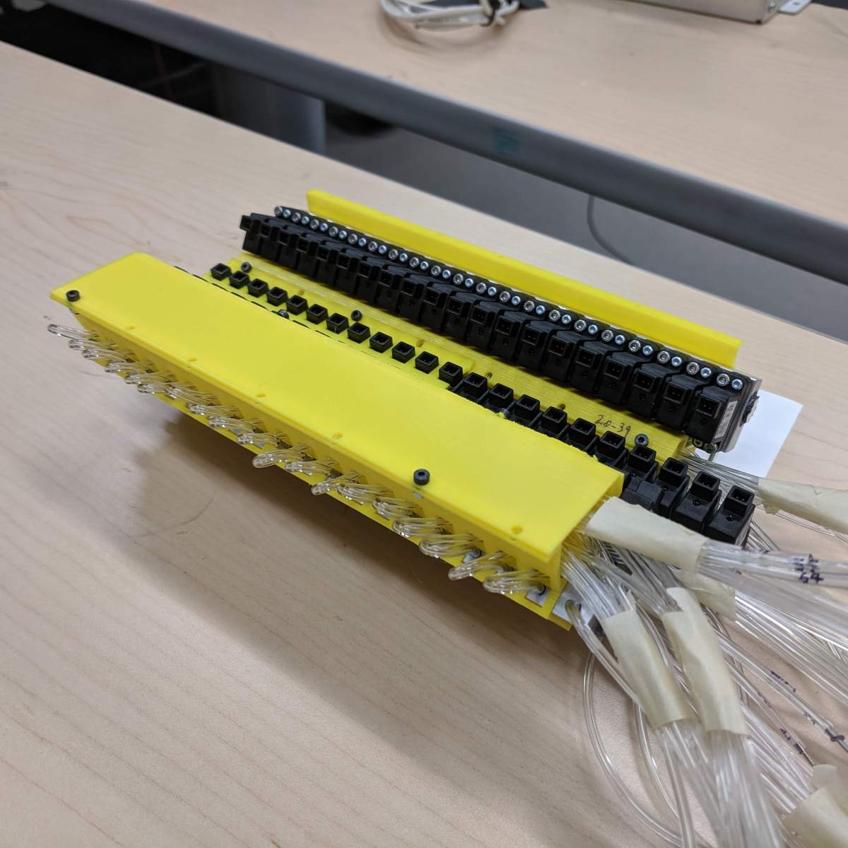 Jet actuator arrays, turning microjets into&nbsp;MIDIjets